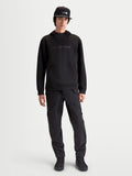 Alpinestars sudadera con capucha Datrix, sudadera de estilo casual para hombre, negra, marca tonal HD en el pecho, forro polar de doble cara y capucha forrada de malla, ropa deportiva inspirada en el motorsport sobre modelo
