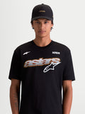 Alpinestars camiseta Cypress CSF, camiseta de mangas cortas para hombre, negra y blanca, con gráfico frontal Astars con relleno de malla y logotipo Alpinestars Protects, vista en modelo, estilo sportswear, tejido de algodón y poliéster premium