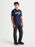 Alpinestars Camiseta Cypress CSF, camiseta de mangas cortas para hombre, azul marino con gráfico frontal Astars en blanco y naranja, estilo sportswear casual en mezcla de algodón y poliéster