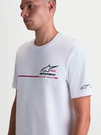 Alpinestars Camiseta P1 CSF, camiseta de mangas cortas blanca, con logotipo de raya de competición en negro y rojo, logotipo Astars en el pecho y en la manga, ropa deportiva de estilo casual