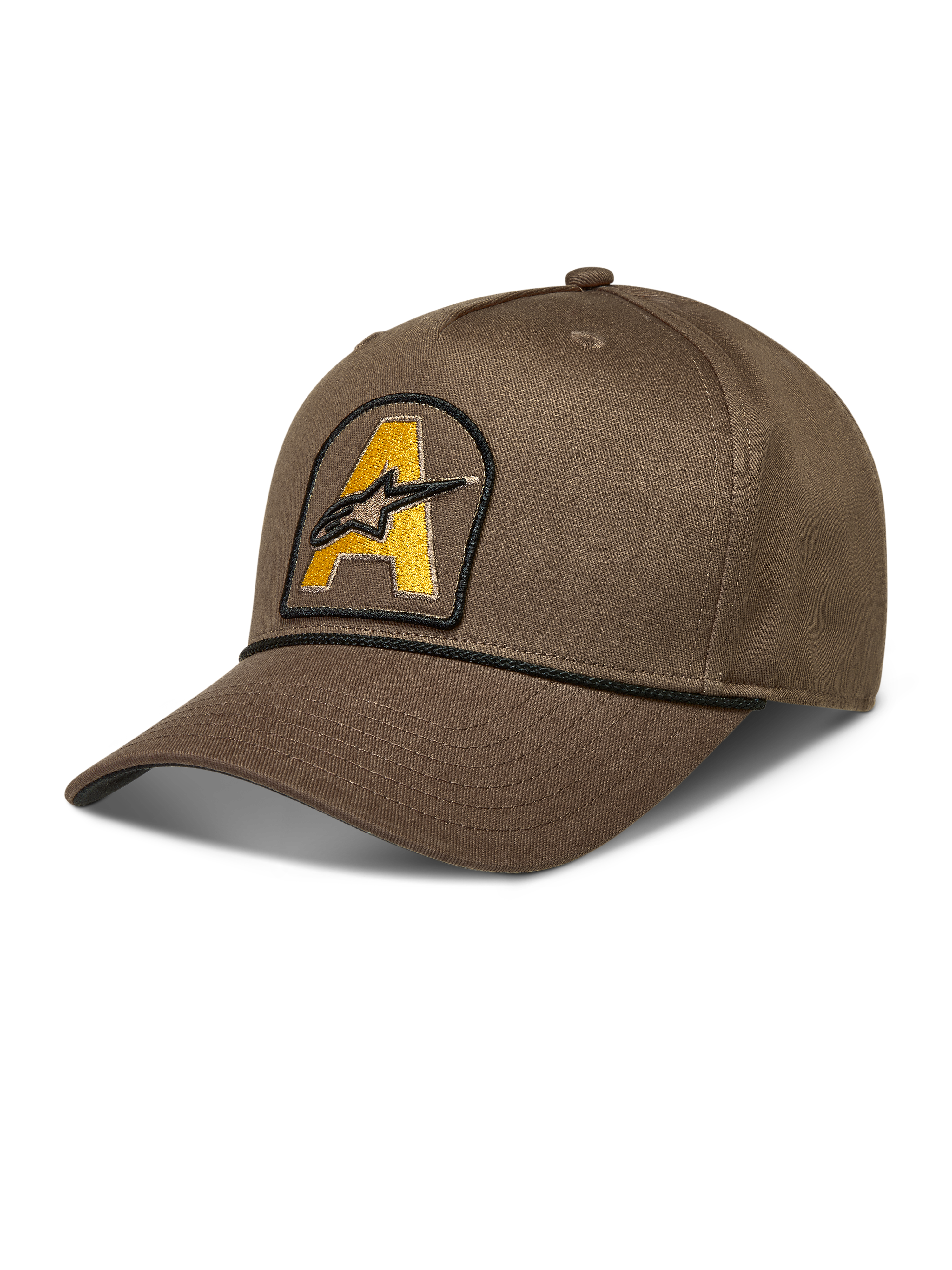 Alpinestars Acme Snapback, gorra de sarga color marrón con visera curva, parche con logotipo Astars amarillo y ribete de cuerda negra, ropa deportiva.