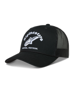Alpinestars Baron, gorra negra con logotipo blanco bordado, visera curva y parte trasera de malla transpirable