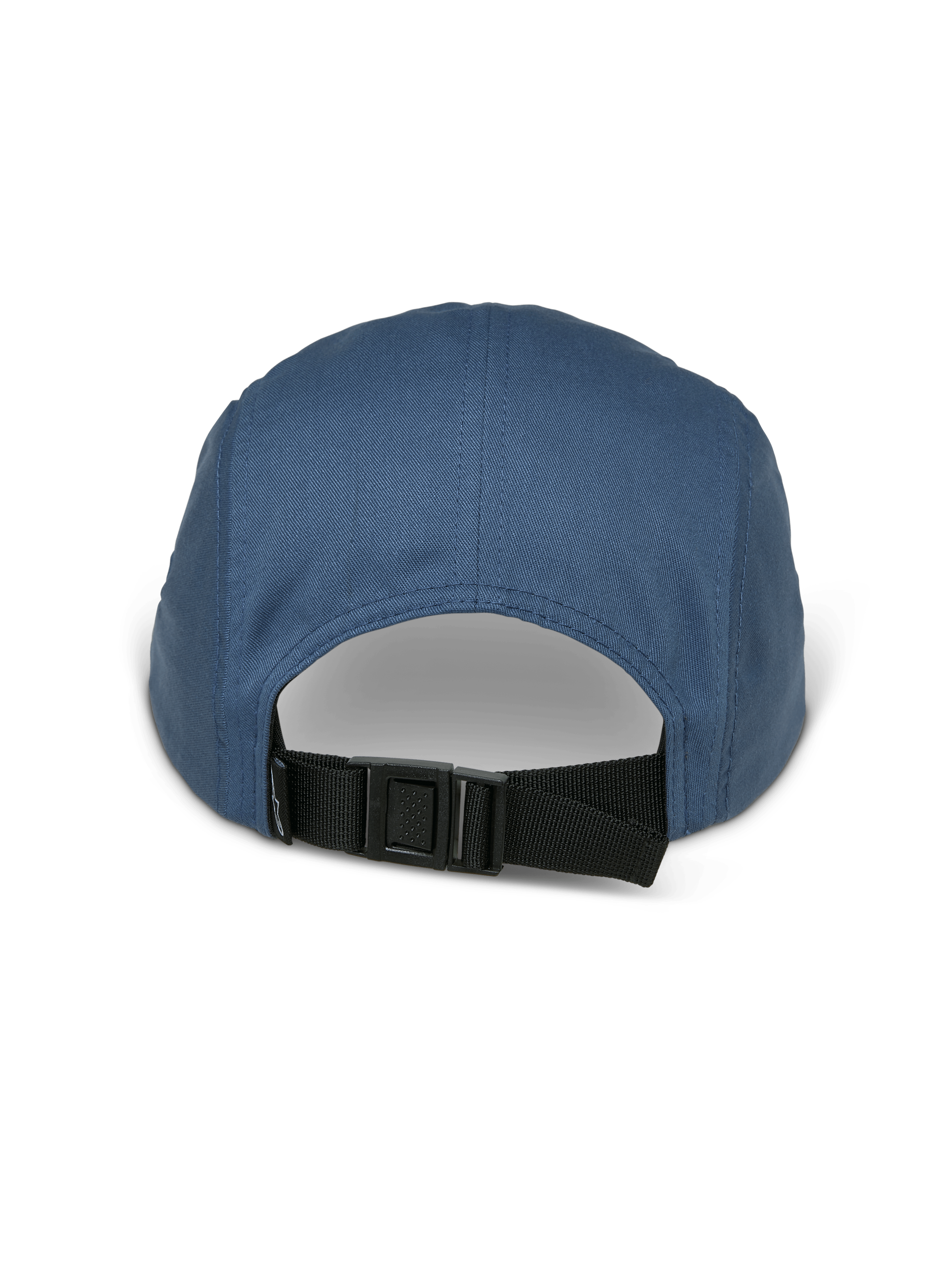 Gorra Alpinestars Peasy, gorra jockey de 5 paneles, azul, vista trasera que muestra la correa ajustable con hebilla de clip negra y la corona sin estructura, tejido de sarga, estilo streetwear casual inspirado en el automovilismo