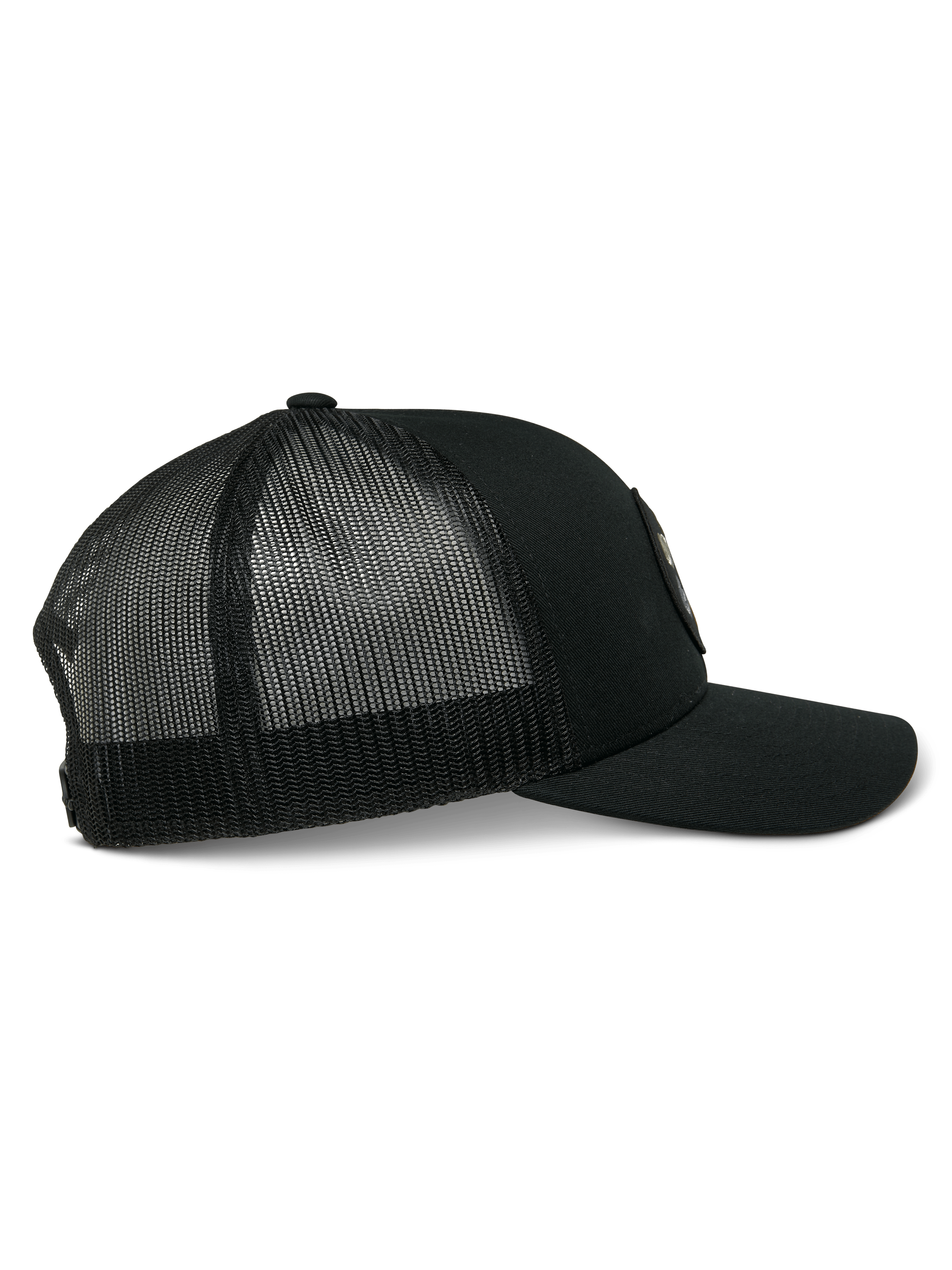 Alpinestars Gambit Trucker Hat, Trucker Cap, Black/Black, featuring a curved bill, structured twill front, and breathable mesh back, casual motorsport streetwear, side profile