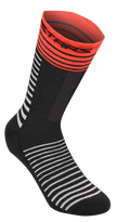 Alpinestars Drop Socks 19, calcetines de ciclismo MTB, negros con franjas horizontales blancas, puño acanalado rojo brillante con logotipo negro, construcción de malla ligera, 19 cm de largo