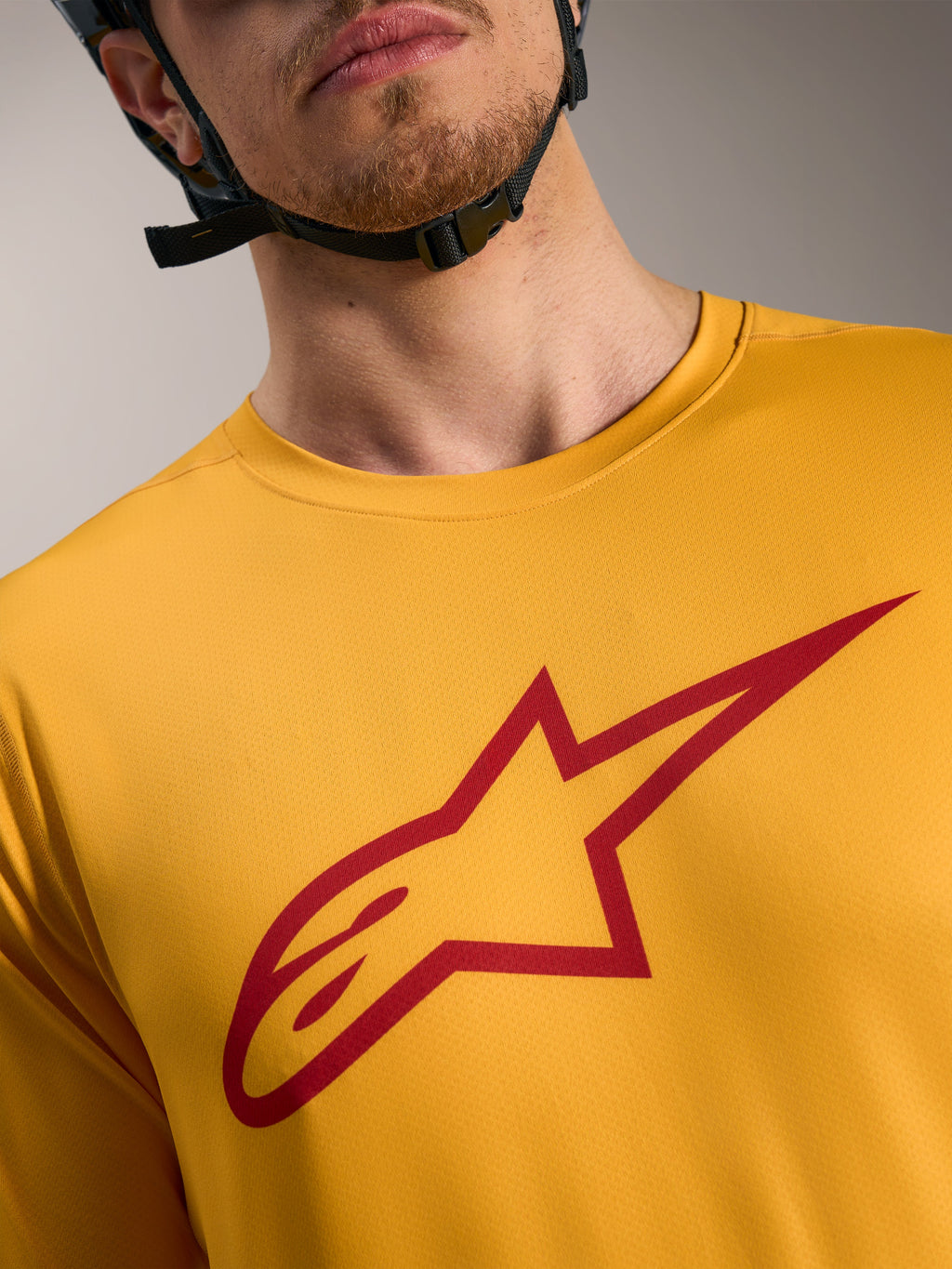 Jersey Alpinestars A-Dura Ride naranja con logo Astars rojo, prenda técnica de manga corta para ciclismo de montaña MTB