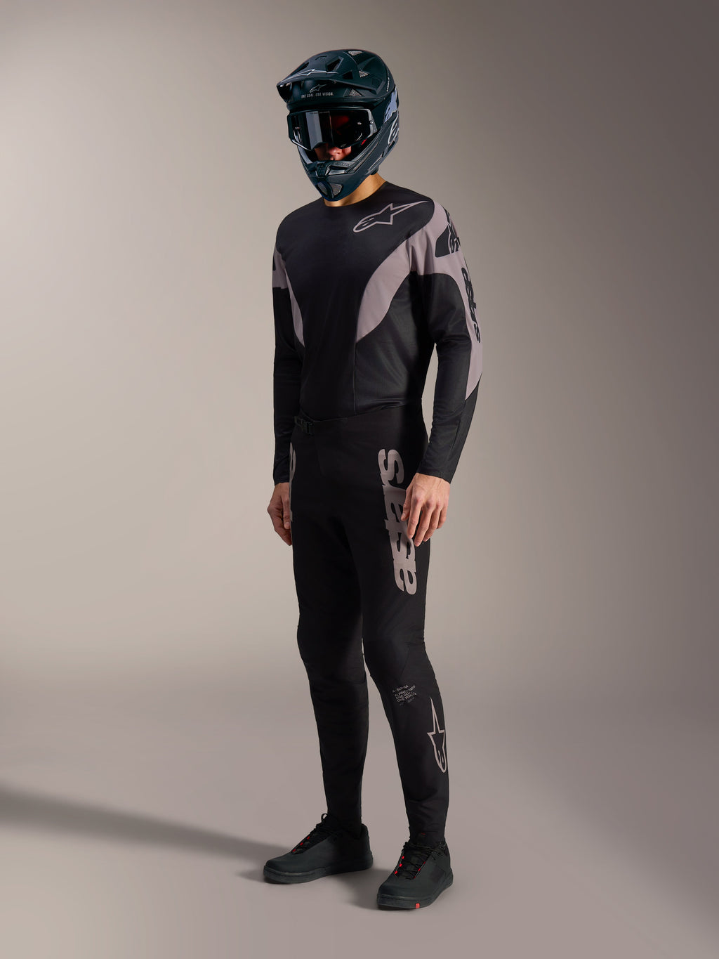 Kit de MTB A-Supra Elite negro y gris, pantalones y jersey elásticos de alto rendimiento con marca Alpinestars