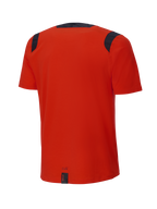 Alpinestars A-Dura Dri Wool Short Sleeve Jersey, Spicy Orange, vista trasera, con paneles de malla negros en los hombros y el cuello, parte trasera más larga y caída para mayor cobertura en senderos