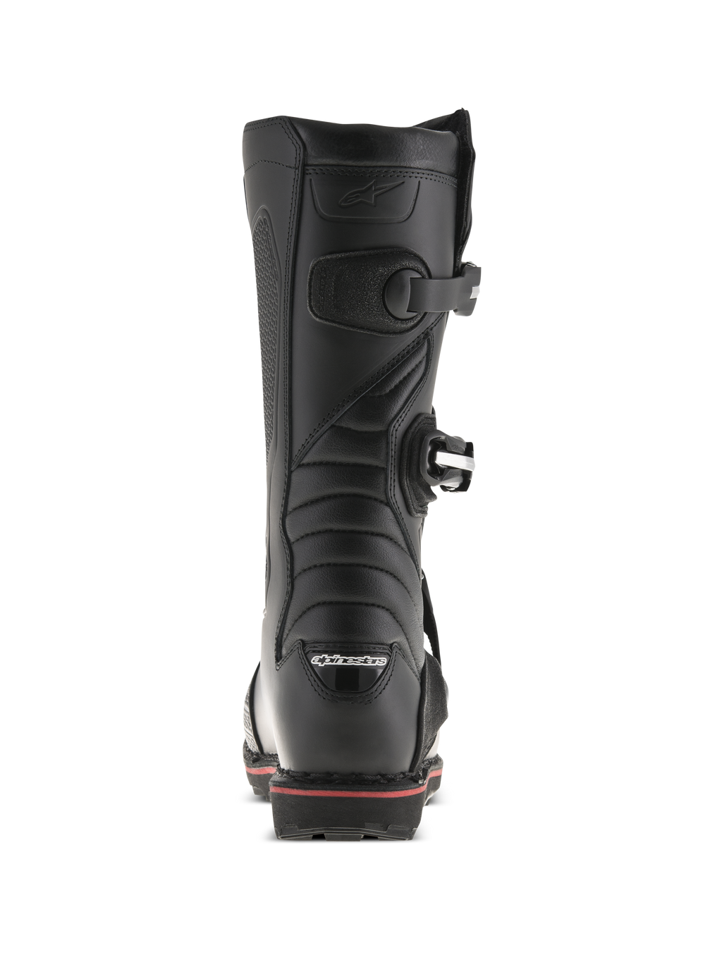 Botas Alpinestars Tech-T, botas de trial, negras y rojas, vista trasera que muestra el logotipo de Alpinestars en el talón, correas de hebilla y una línea de acento roja a lo largo de la suela, diseño de calzado técnico para off-road