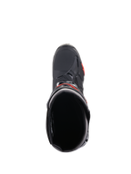Botas Alpinestars Tech 10, botas de motocross, negro y rojo flúor, vista superior mirando hacia la apertura de la bota, con carcasa negra estilizada, detalles rojos y puntera texturizada
