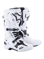 Botas de Motocross Alpinestars Tech 10, blancas con detalles en negro, diseño robusto de corte alto con un sistema de cierre de triple hebilla, protección de carcasa de TPU y control de flexión avanzado, calzado profesional para carreras off-road