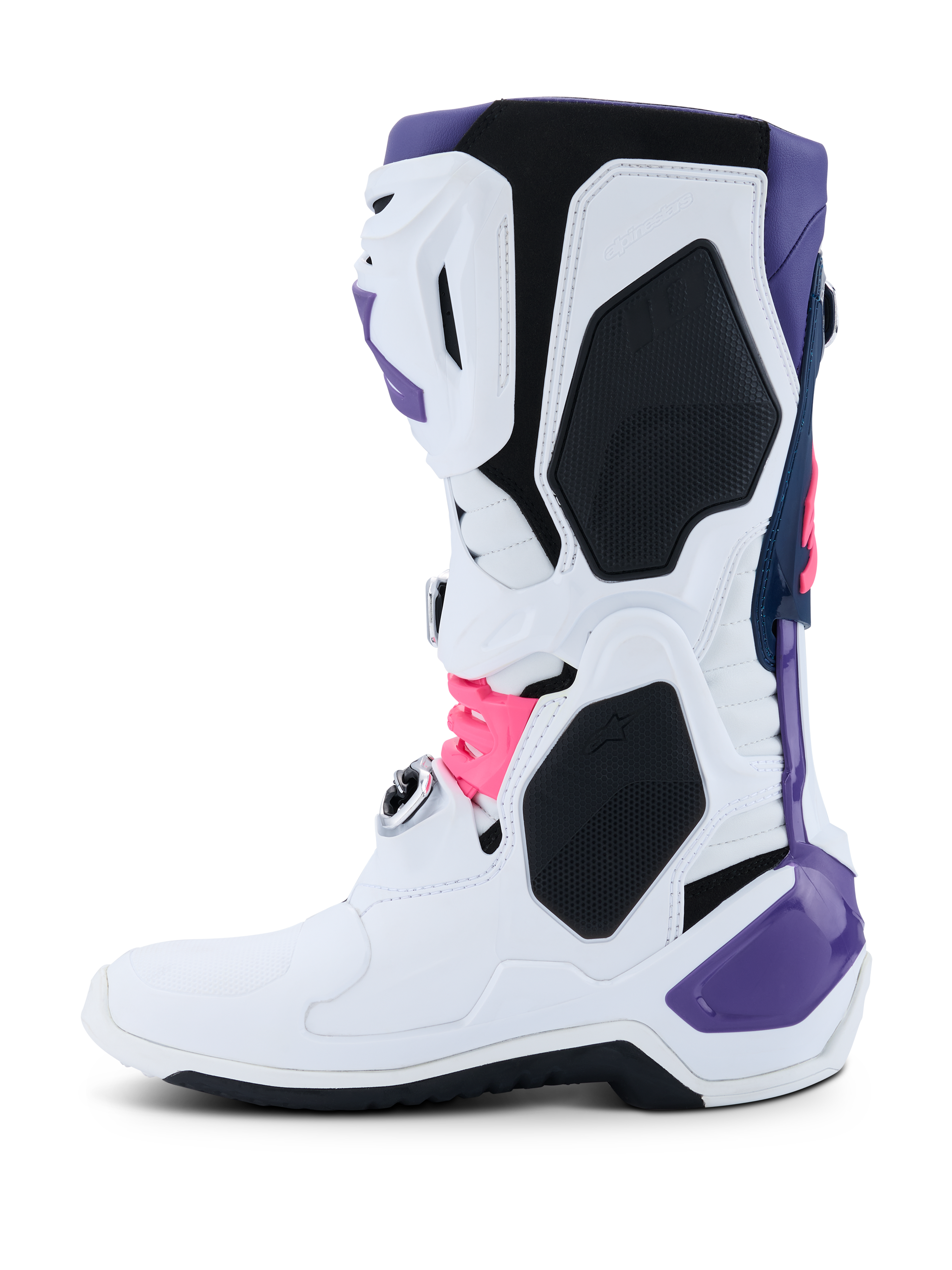 Botas Alpinestars Tech 10, botas de motocross, blanco, violeta, azul marino y rosa flúor, perfil lateral con un chasis principal blanco y detalles en violeta, azul marino y rosa neón, paneles protectores de TPU y un diseño aerodinámico para rendimiento off-road