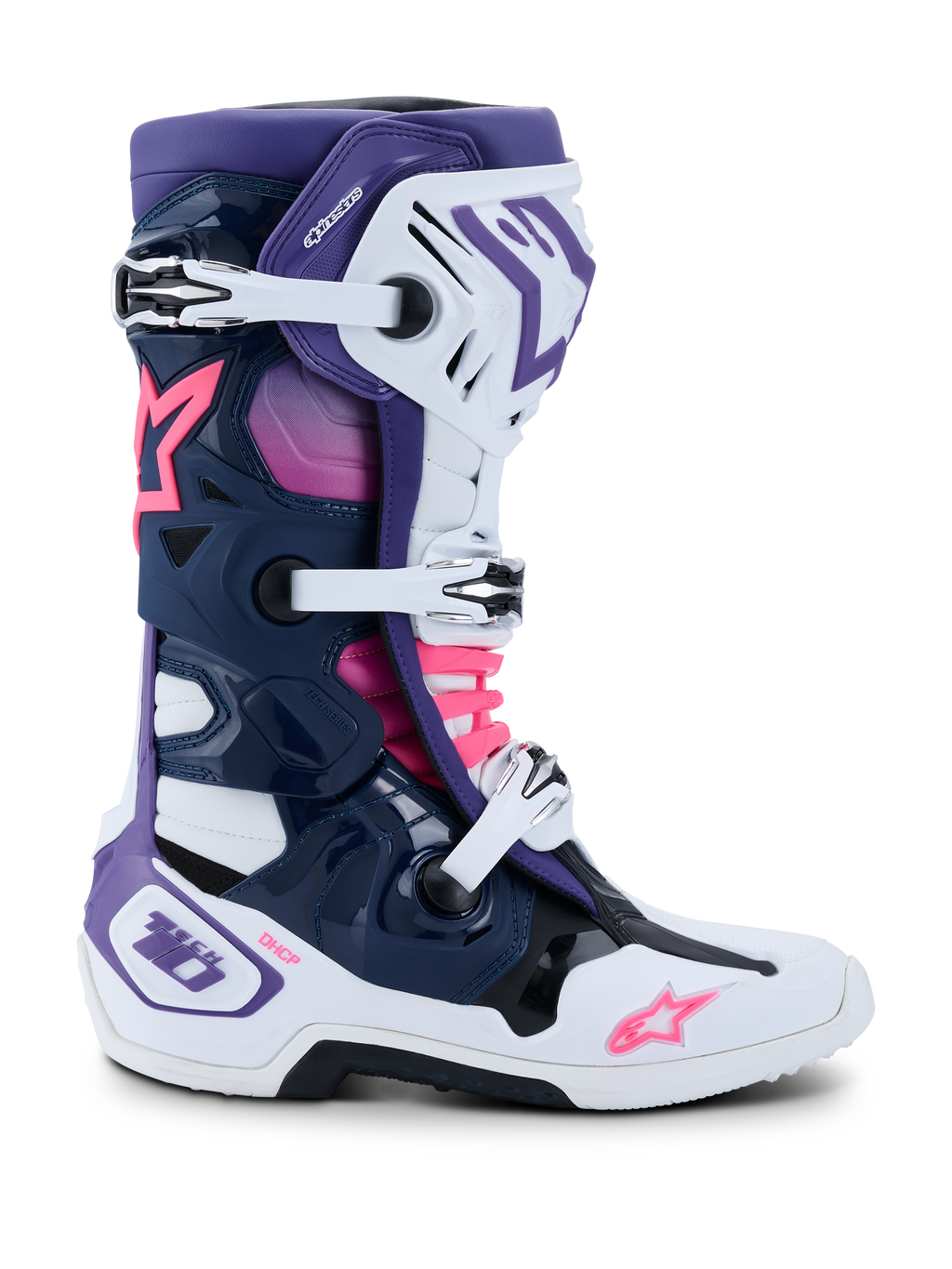 Botas Alpinestars Tech 10, botas de motocross, blanco, violeta, azul marino y rosa fluorescente, vista lateral con cierre de triple hebilla, chasis protector de TPU, logotipos de estrella de Alpinestars y marca DHCP, calzado de competición todoterreno de alto rendimiento