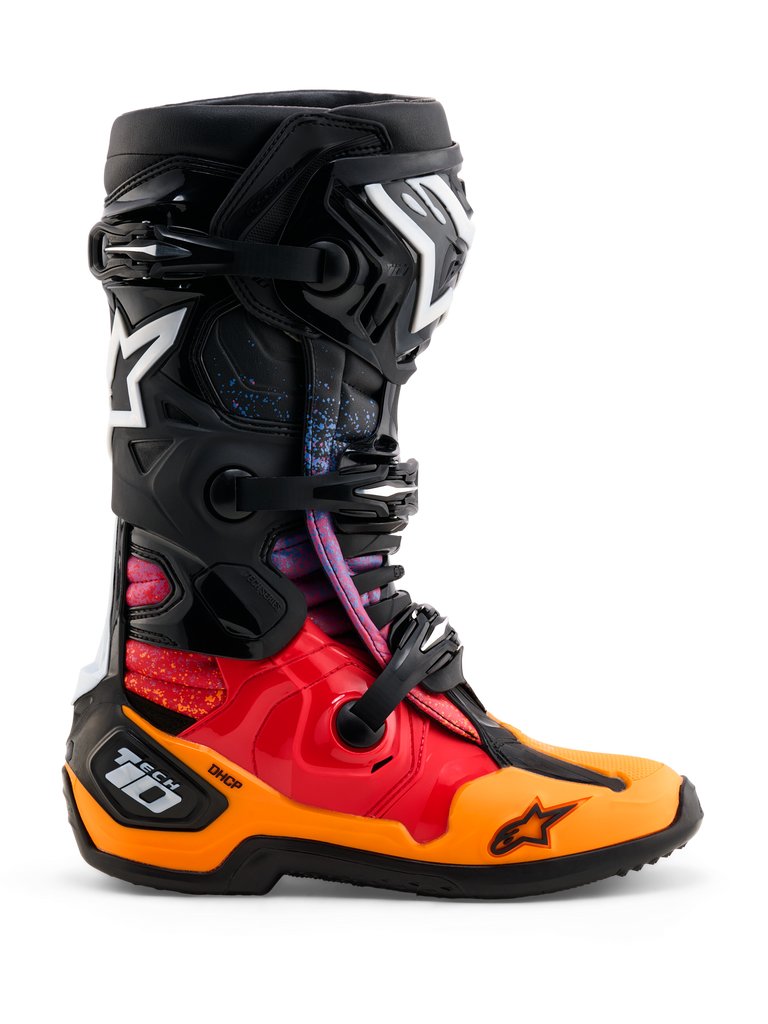 Limited Edition Tech 10 Black Hole Botas