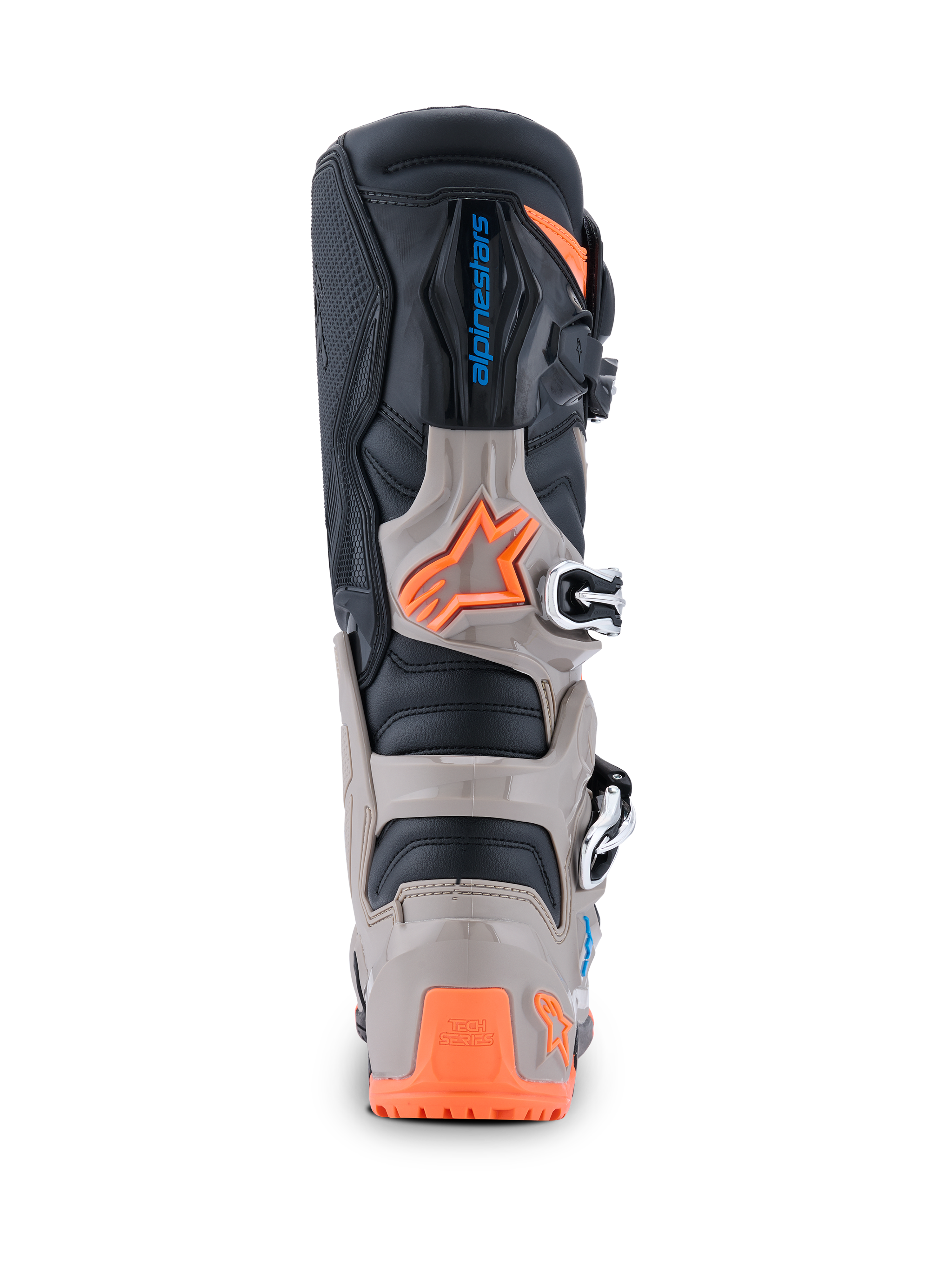 Botas Alpinestars 2026 Tech 7 Enduro, vista posterior, negro, gris cálido y naranja flúor, con protección de TPU, logotipo de Alpinestars y sistema de hebillas seguro para conducción off-road