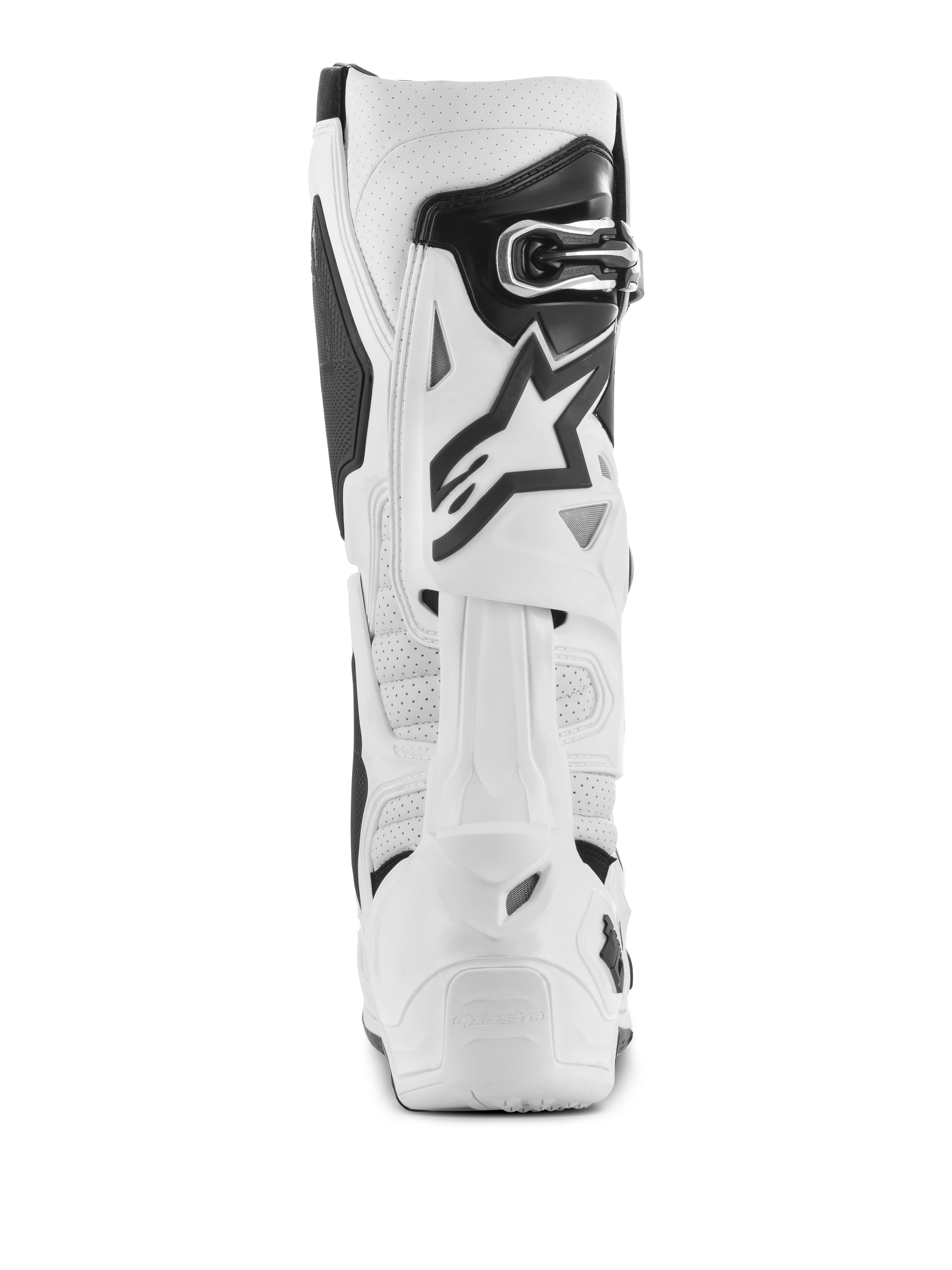 Botas Alpinestars Tech 10 Supervented, botas de motocross blancas, vista trasera con microfibra perforada para el flujo de aire, sistema de lámina trasera de TPU blanco, logotipo de estrella negro y cierre de hebilla seguro, calzado off-road de alto rendimiento