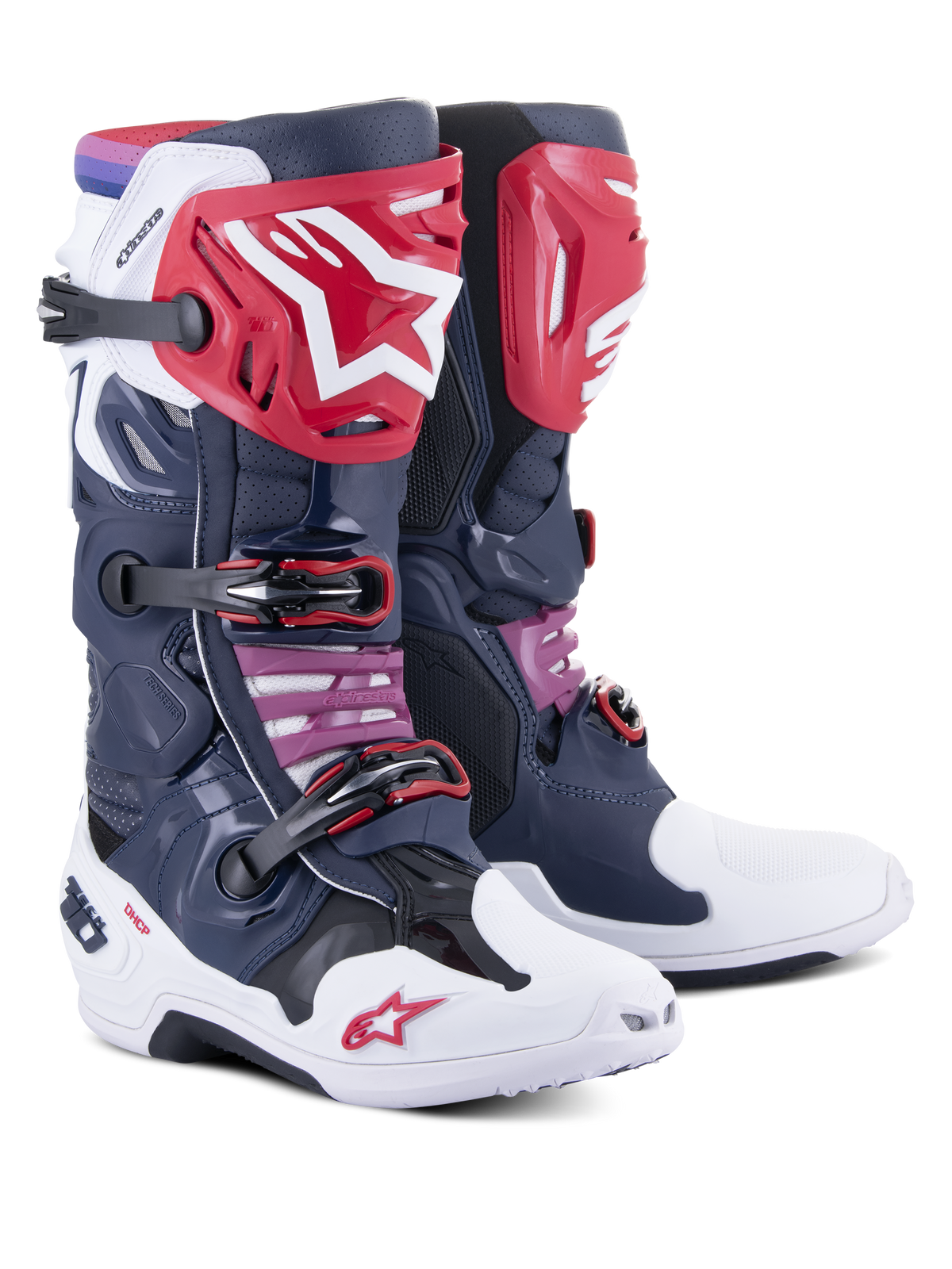 Botas Alpinestars Tech 10 Supervented, botas de motocross, color Night Navy White Rainbow, con espinilleras rojas con el logo de la estrella en blanco, múltiples hebillas negras y paneles de malla perforada para un alto flujo de aire