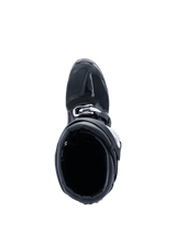 Botas Alpinestars Tech 7 Enduro Drystar® 2026, botas de motocross, negras, vista superior mirando hacia el interior de la bota, muestra la sección reforzada de la puntera y el cierre de hebilla, equipo de protección duradero para todoterreno