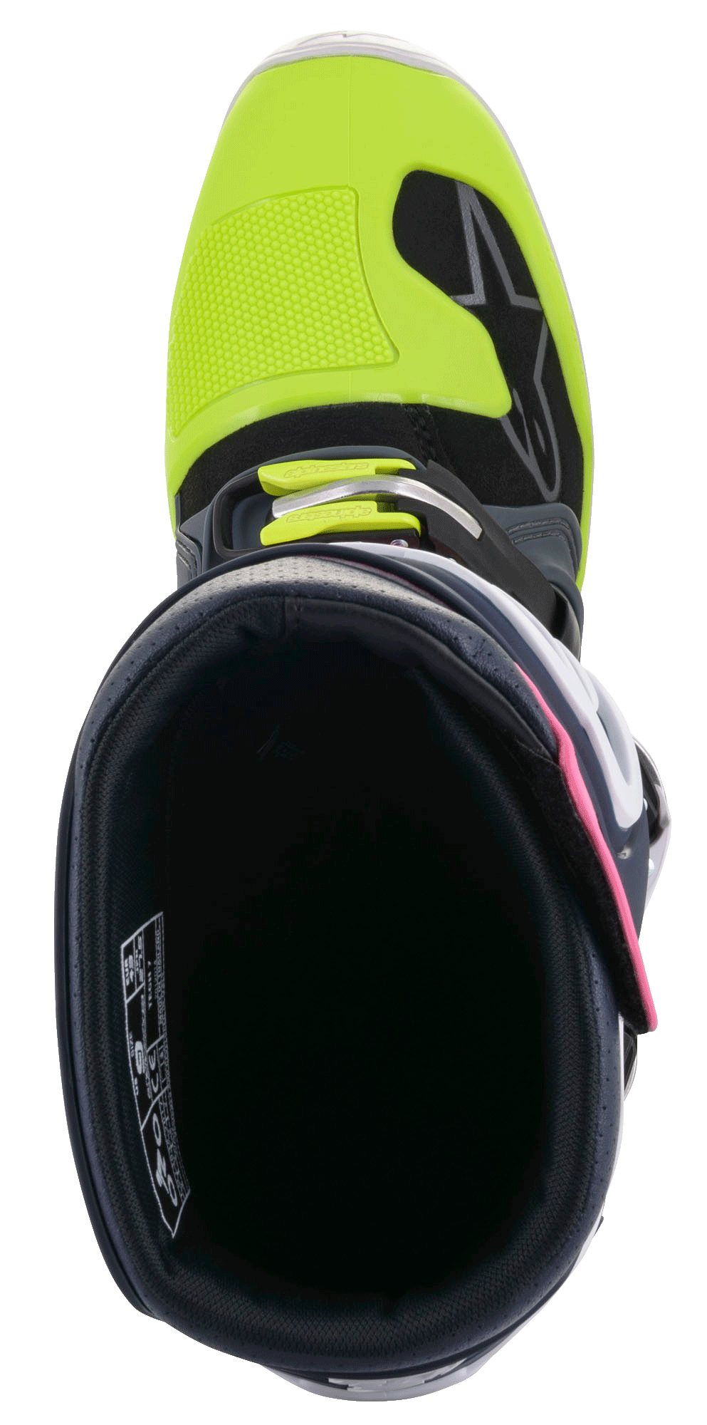 Botas Alpinestars Tech 7, botas de motocross, gris oscuro, azul oscuro y rosa flúor con detalles en amarillo brillante, vista superior del interior del cuello, destacando el cierre de hebilla y la puntera reforzada.