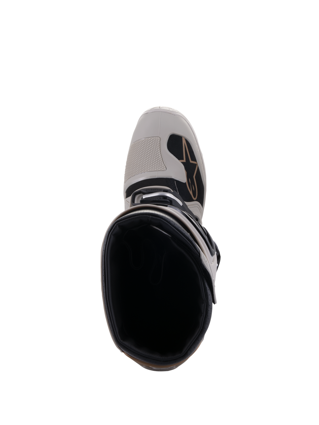 Botas Alpinestars Tech 7 Enduro Drystar®, Gris Arena, vista superior que muestra la apertura de la bota y la puntera reforzada, con detalles en negro y el logotipo de Alpinestars, calzado impermeable para moto todoterreno