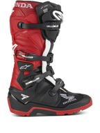 Alpinestars Honda Tech 7 Enduro Drystar®, botas de moto para enduro, color negro y rojo brillante con detalles en blanco, múltiples hebillas de ajuste, suela robusta para agarre todoterreno, tecnología impermeable Drystar® y logotipos destacados de Honda y Tech 7