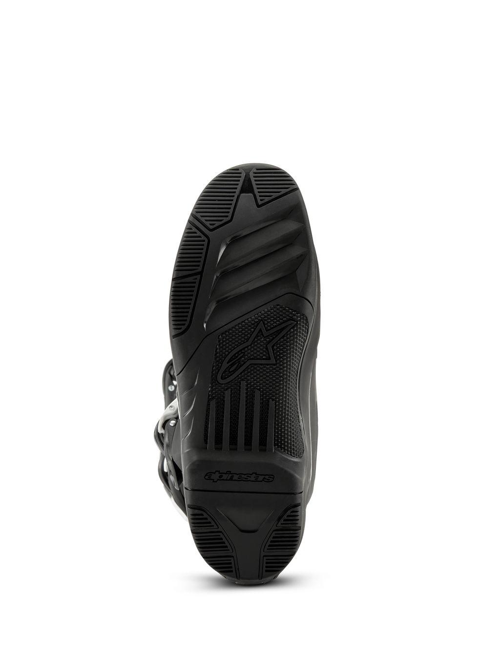 Botas Alpinestars Tech 3, botas de motocross, negras, vista inferior de la suela de goma texturizada con el logotipo y el nombre Alpinestars, diseño de banda de rodadura de alto agarre para rendimiento todoterreno