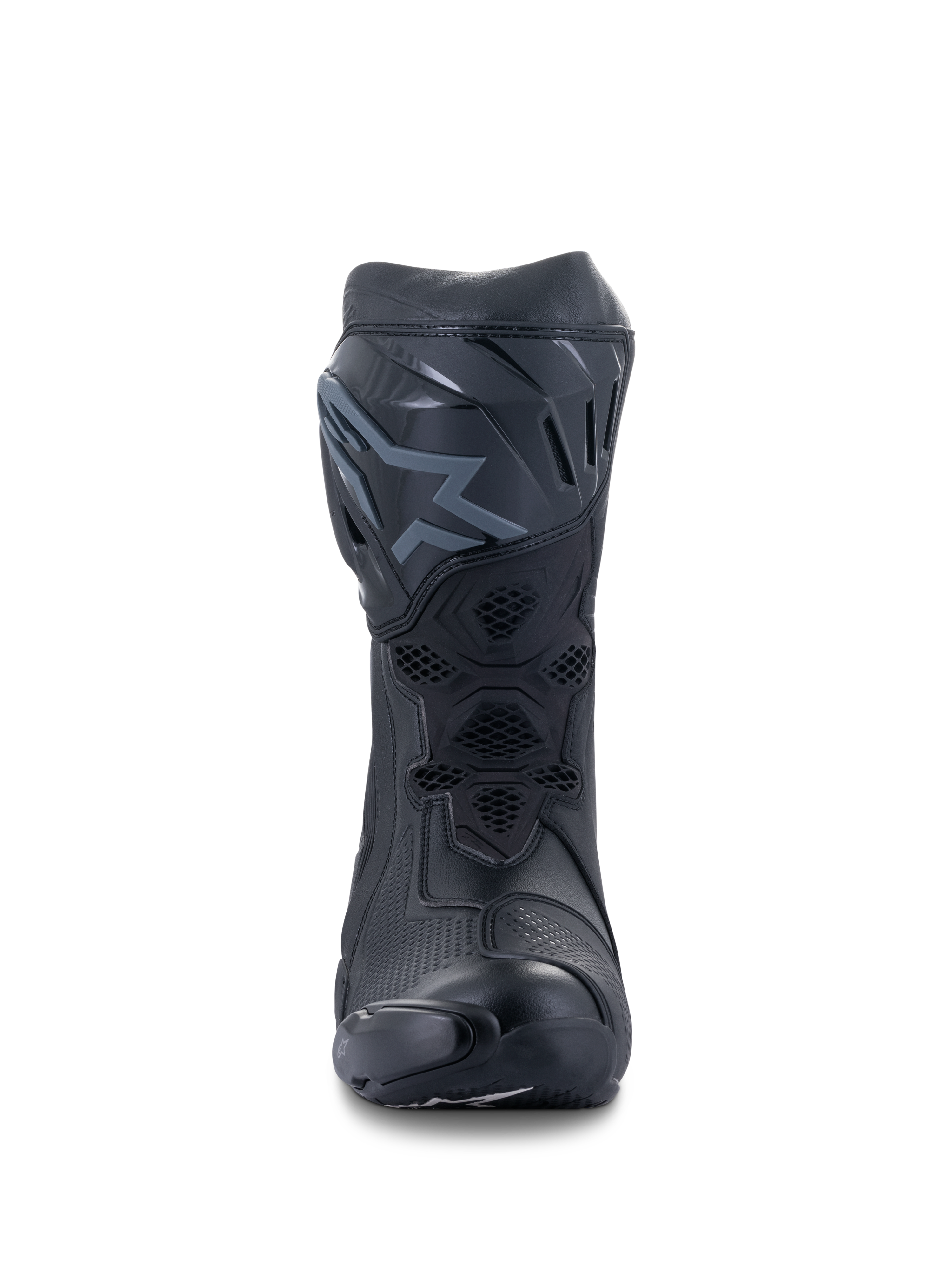 Botas Alpinestars Supertech R, botas de carreras para moto, negro y negro, vista frontal que muestra la placa de espinilla de TPU con logotipo, paneles de ventilación de malla y construcción protectora aerodinámica