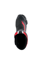 Botas Alpinestars Honda SMX-6 V3, botas de motociclismo de alto rendimiento, negro, rojo brillante y blanco, vista superior hacia el interior de la bota, con parte superior de microfibra, detalles de malla y acentos rojos, diseño aerodinámico para conducción en pista y calle