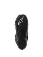 Botas Vented SMX-6 V2 de moto para carreras, negras, primer plano de la suela exterior de goma texturizada con logotipo blanco de Alpinestars