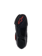 Botas Alpinestars SMX-1 R V2 Vented, calzado para conducción de motocicleta, negro y rojo, vista inferior de la suela de compuesto de goma con patrones de agarre texturizados y un logotipo de Astars en rojo