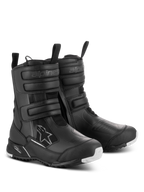 Botas Alpinestars Stella RT-7 Touring Drystar® para mujer, negras, botas de motociclismo de turismo impermeables con tres correas de velcro, entrada de doble cremallera y suela robusta con detalles en blanco.