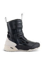 Botas Alpinestars Stella RT-7 Touring Drystar para mujer, botas de moto para touring, en negro y blanco, con tres correas de velcro ajustables, tiradores delanteros y traseros, y suela de tacos robusta con marco de soporte TPF