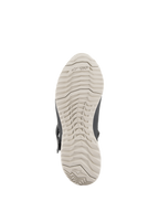 Botas Stella RT-7 Touring Drystar® de Alpinestars para mujer, vista de la suela, suela de goma gris claro con un patrón de tacos resistente y logotipo TPF, diseñada para tracción y soporte del marco de protección transversal
