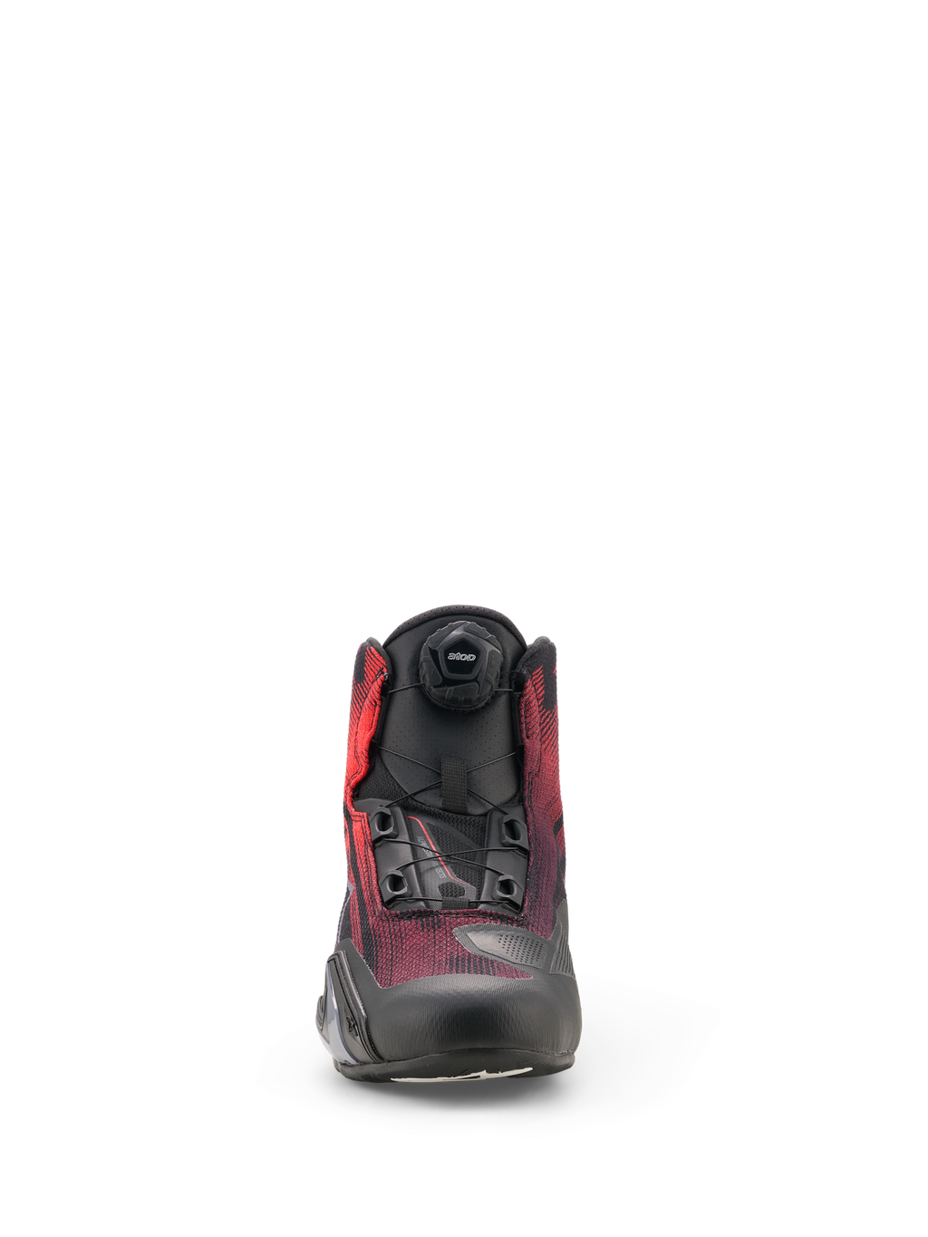 Alpinestars Celer Superair Shoes, zapatos de moto, negro y rojo brillante, vista frontal con el dial del Sistema de Cierre Rotor y parte superior de tejido de flujo de aire transpirable con refuerzos protectores