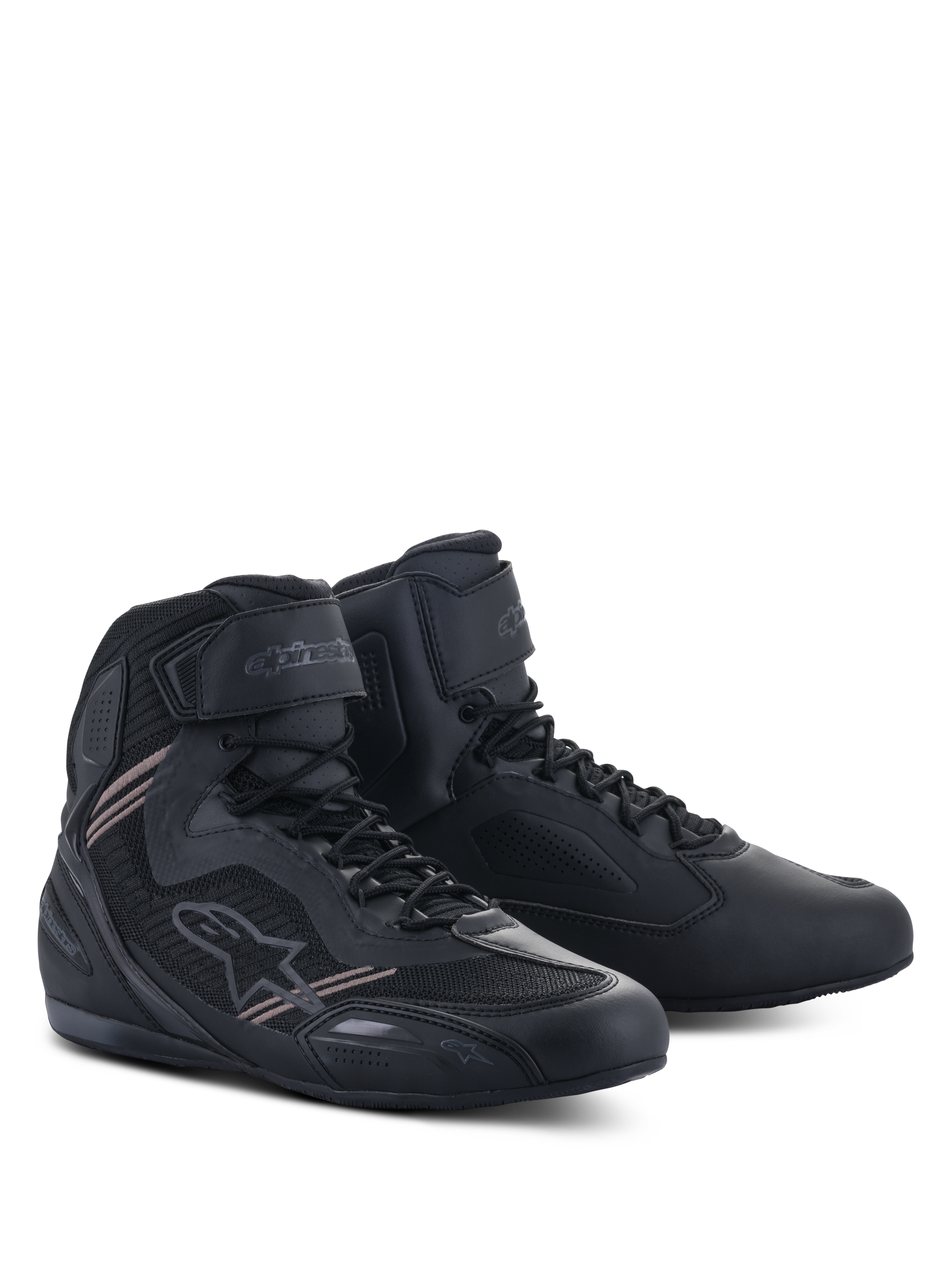 Zapatos Alpinestars Faster-3 Rideknit®, calzado para moto, color negro, con parte superior de microfibra ligera y malla, cierre de cordones con correa de velcro en el tobillo y diseño aerodinámico de carreras.