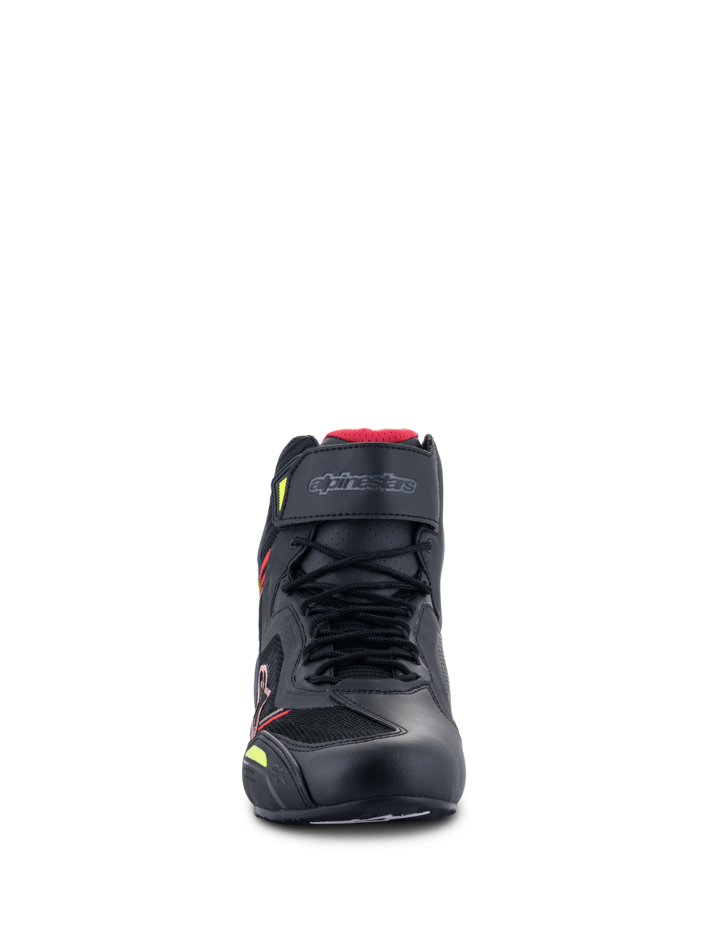 Zapatos Alpinestars Faster-3 Rideknit®, calzado de moto, negros con detalles en rojo y amarillo flúor, vista frontal con cordones, correa de velcro en el tobillo y paneles de punto transpirable con forro rojo