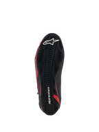 Zapatos Alpinestars Faster-4, calzado para motociclismo, negro, blanco y rojo oscuro, vista inferior de la suela de goma texturizada con el logo de la estrella blanca y la marca Alpinestars, patrón de agarre duradero para conducción de alto rendimiento en carretera