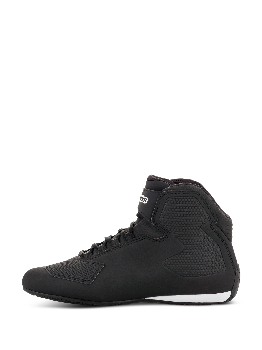 Zapatos Alpinestars Sektor, calzado para motociclista, negro y gris oscuro, vista de perfil lateral, con construcción ligera de microfibra, sistema de cordones rápidos con correa en el tobillo y paneles protectores texturizados.