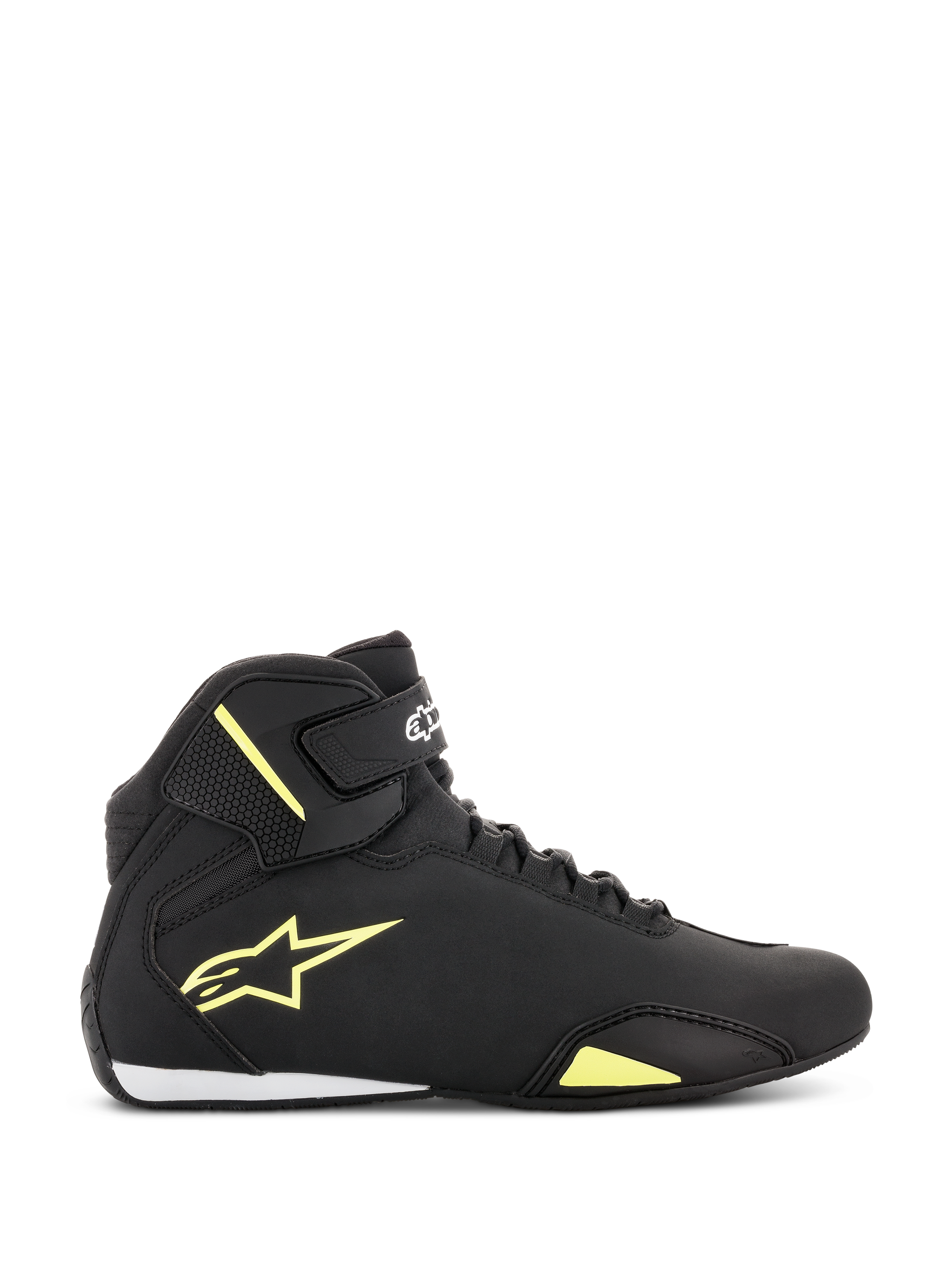 Zapatos Alpinestars Sektor, zapatos para motociclismo, negro y amarillo fluorescente, vista de perfil lateral con un logotipo Astars amarillo, correa en el tobillo con marca en blanco, sistema de cordones rápidos y construcción de microfibra elegante.