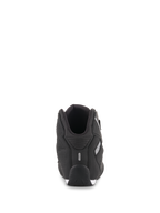 Zapatos Alpinestars Sektor, Negro, Vista Trasera, muestra la construcción del talón con detalle reflectante y panel lateral texturizado, calzado ligero de microfibra para motociclismo deportivo y uso en carretera