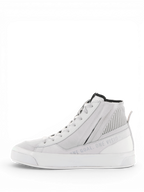 Alpinestars Stella Stated Podium, zapatos de moto urbanos para mujer, blancos y grises, con cremallera lateral y suela vulcanizada, estilo retro minimalista.