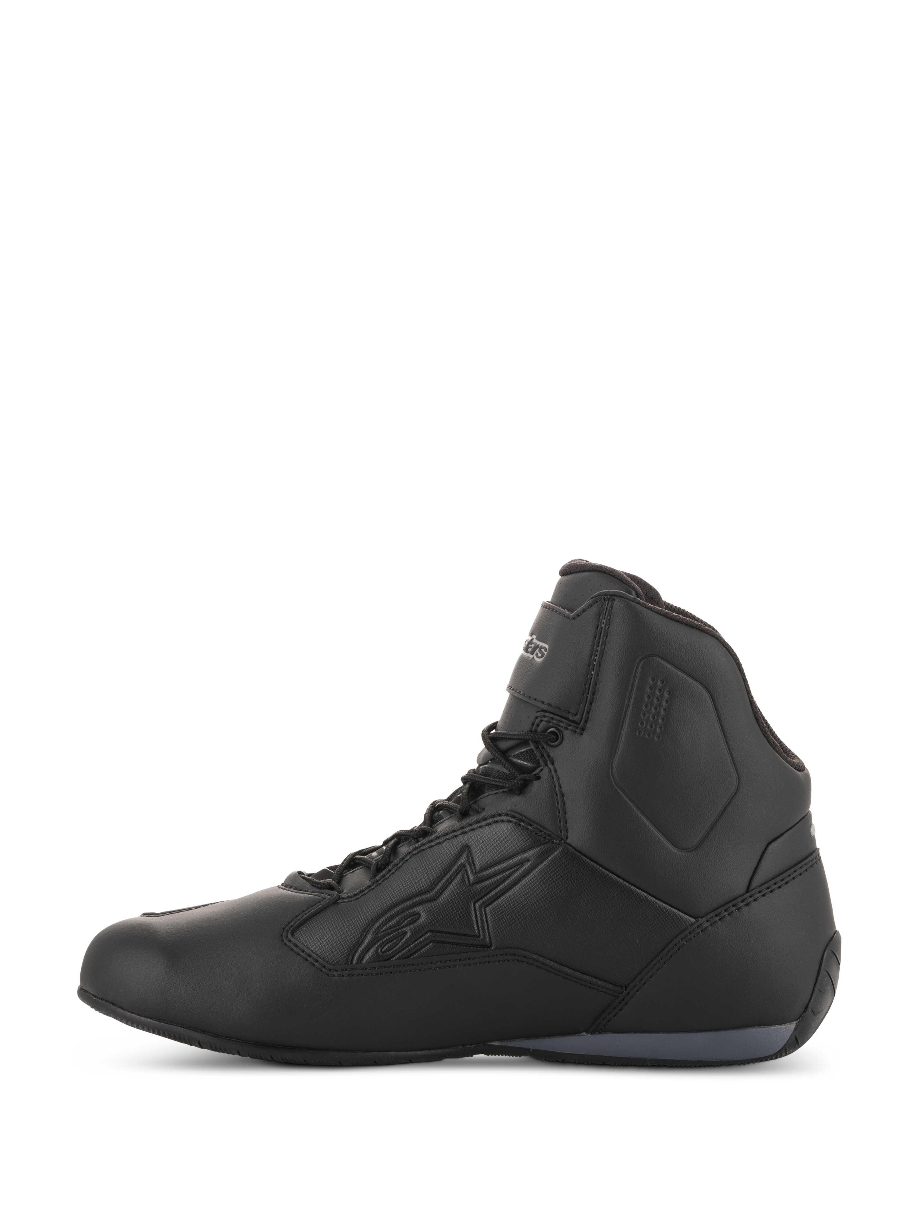 Zapatos Alpinestars Stella Faster-3 Drystar® para mujer, negro y gris oscuro, calzado impermeable para motociclismo, vista de perfil lateral con chasis de microfibra duradera, cierre de cordones con correa en el tobillo y logotipo de Alpinestars en relieve.