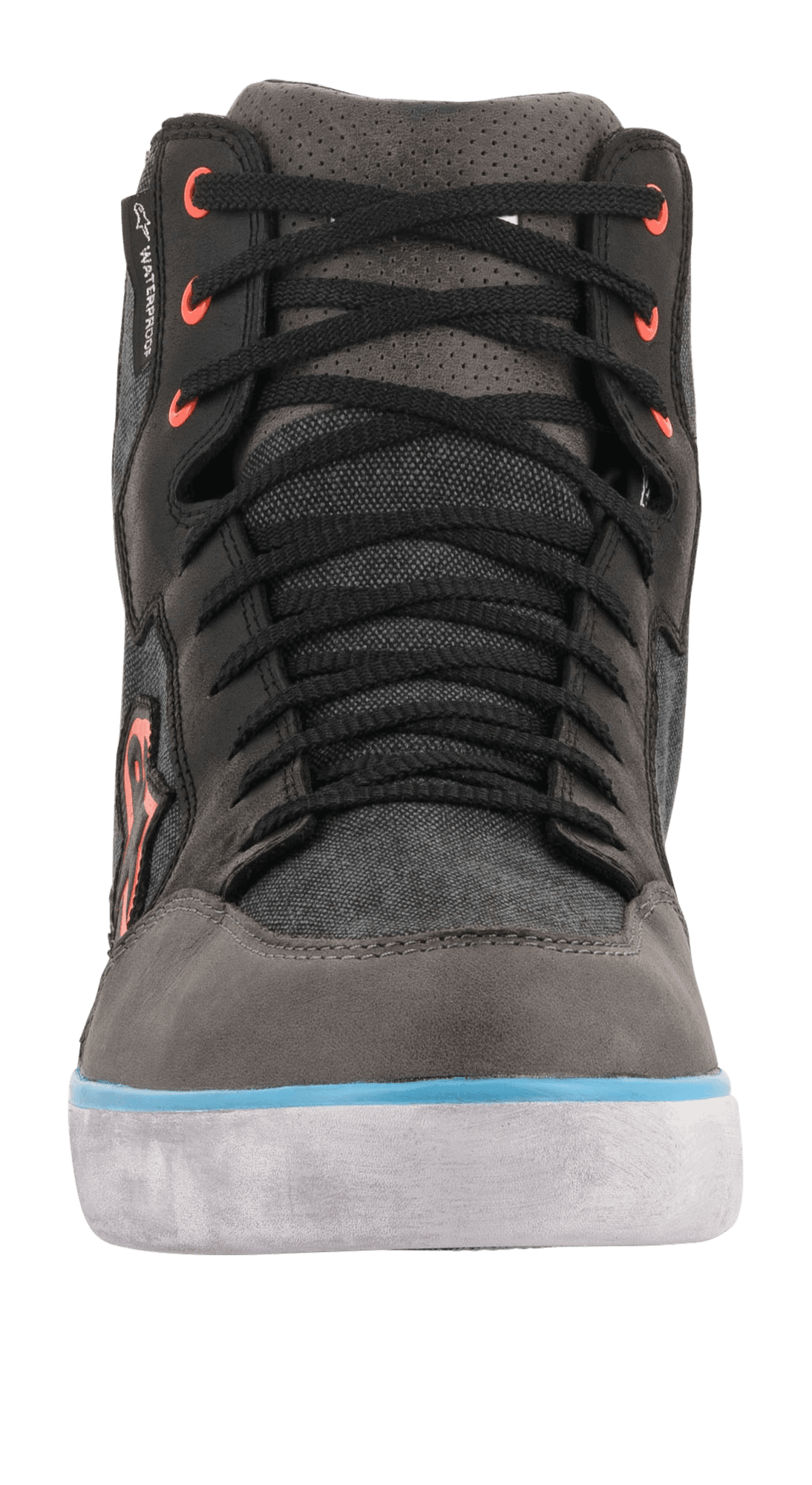 Alpinestars J-6 Waterproof Canvas, vista frontal, color negro y antracita con detalles en azul claro en la suela y ojales naranjas, bota de moto tipo zapatilla con membrana impermeable