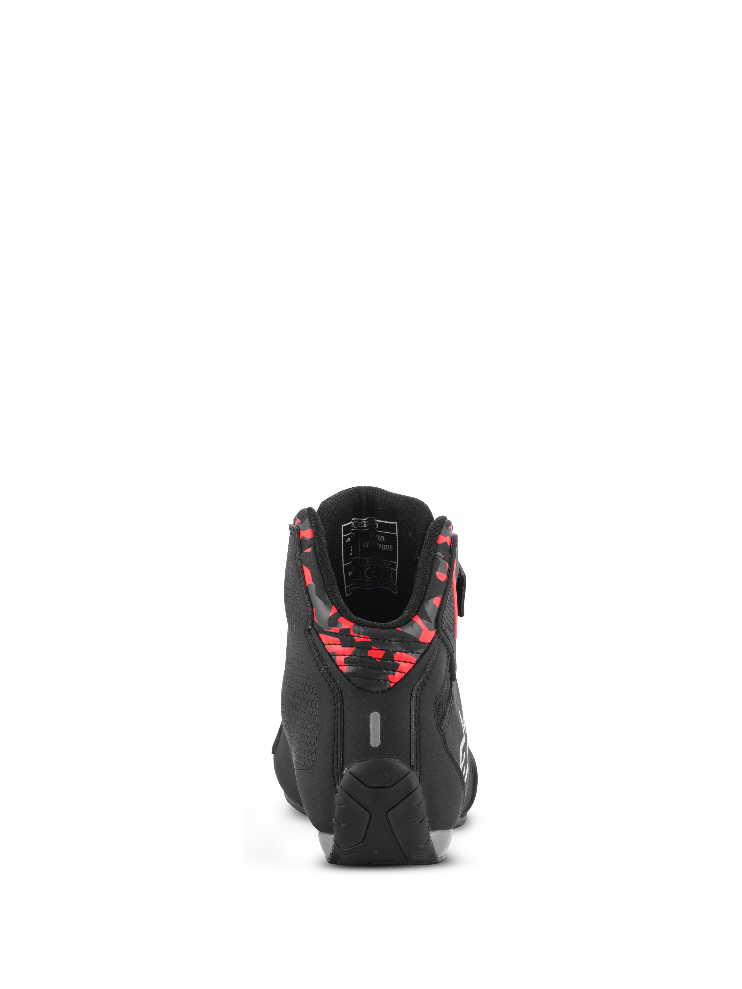 Zapatillas Alpinestars Sektor Waterproof, calzado de conducción para moto, negro, gris oscuro y rojo flúor, vista trasera que muestra el cuello del talón con patrón, detalle reflectante y suela de goma duradera, construcción en microfibra ligera