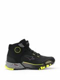 Alpinestars CR-X Drystar, zapatillas urbanas de moto tipo botín, negras con entresuela gris oscuro moteada y detalles amarillo flúor, membrana impermeable Drystar, suela texturizada resistente, calzado de conducción casual y protector