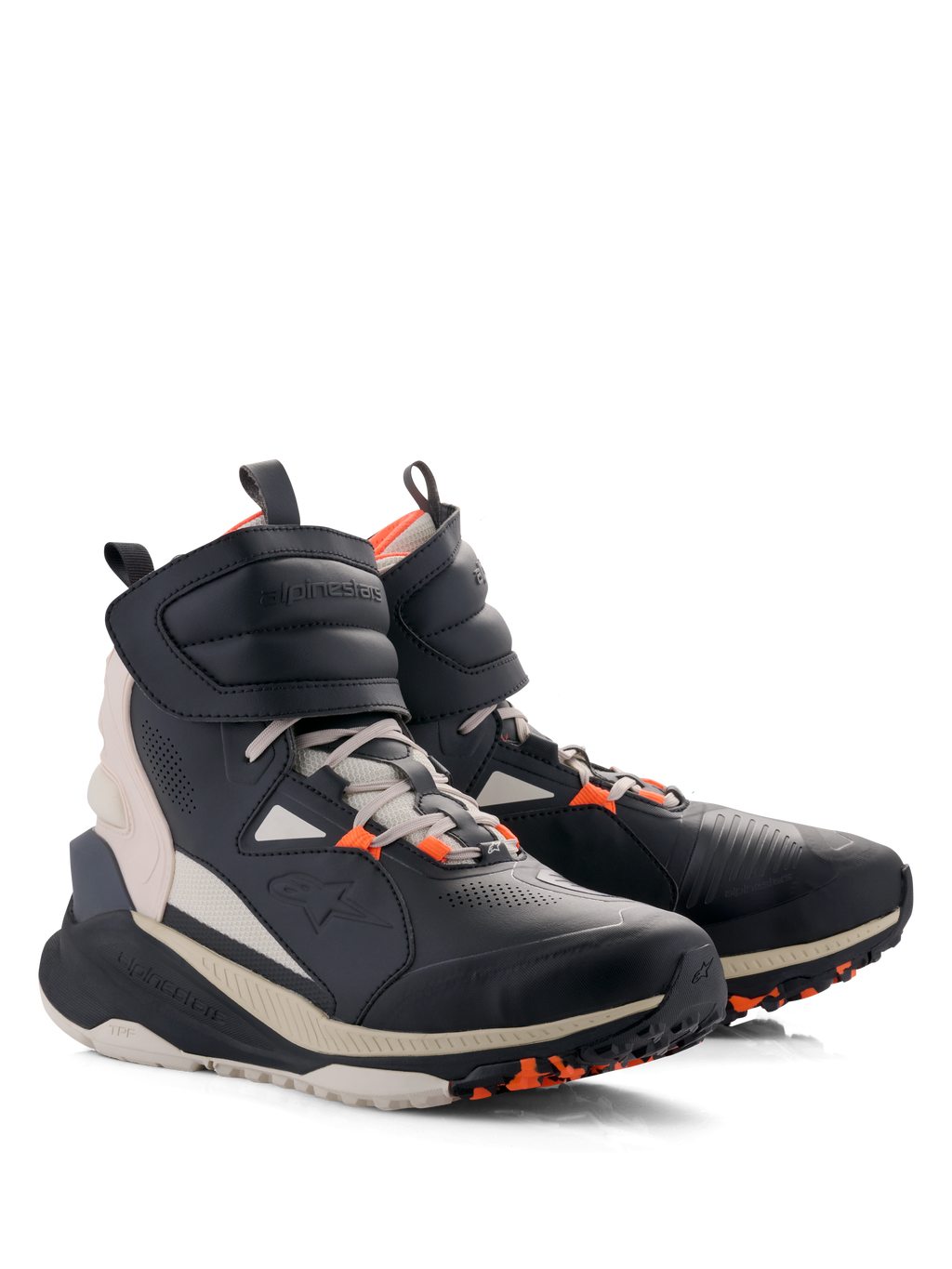 Zapatos Alpinestars Speedstreet, calzado urbano para motociclista, Black Almond Hot Orange, diseño de caña alta de inspiración urbana con parte superior de microfibra, gran correa de velcro en el tobillo, cordones y suela gruesa de color blanco roto con detalles de agarre en naranja