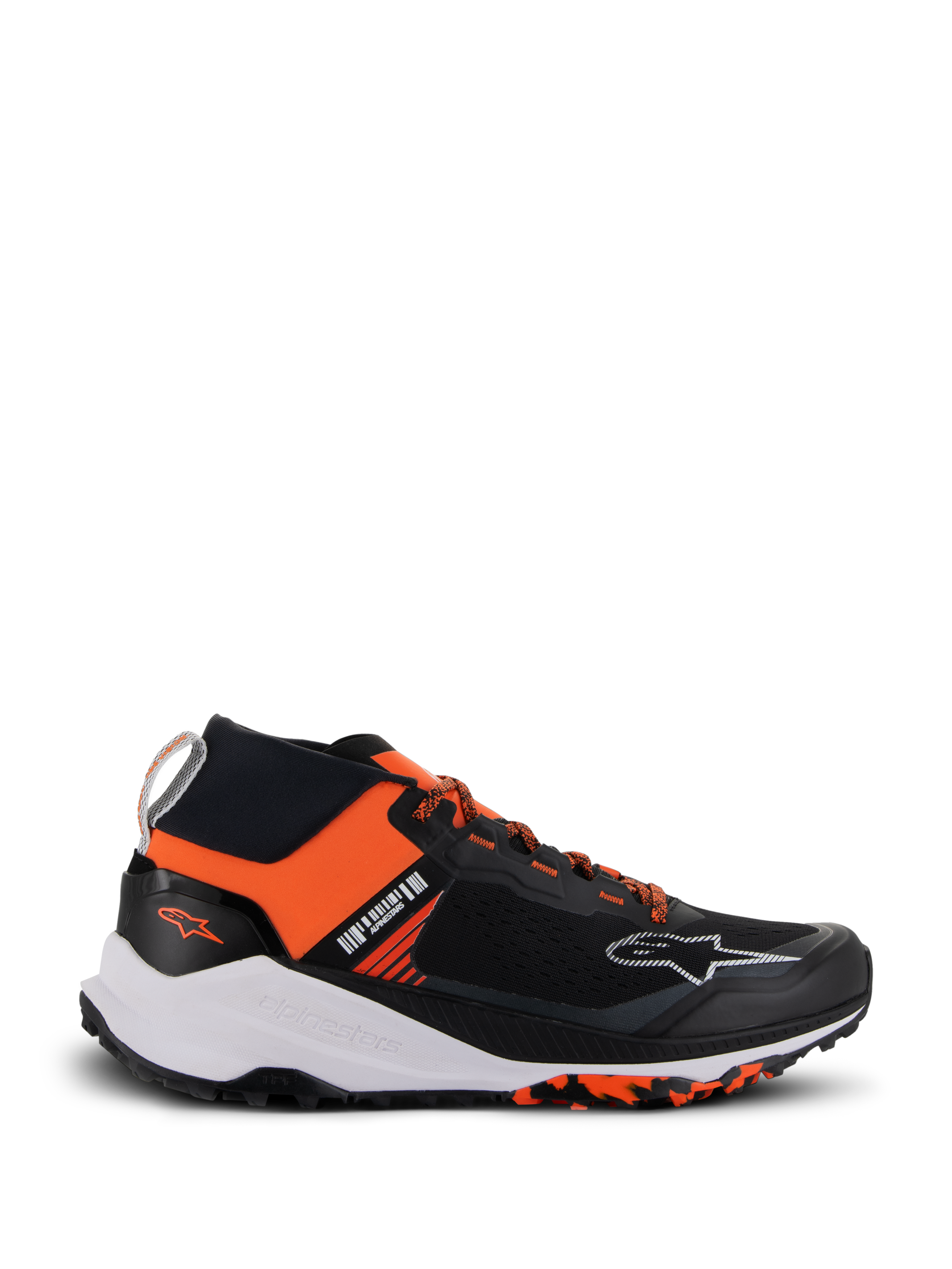 Zapatillas Alpinestars Meta XR V2, calzado deportivo casual, negro y naranja, con parte superior de malla de una sola pieza, entresuela blanca gruesa con la marca Alpinestars y suela de goma jaspeada, diseño atlético ligero diseñado para comodidad durante todo el día y agarre off-road