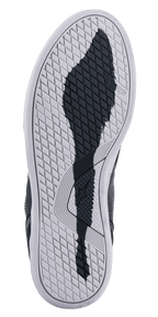 Zapatos Alpinestars Ageless, vista de la suela, suela de goma blanca con patrón de agarre texturizado negro, logotipos TPF y de la estrella Alpinestars, dibujo en forma de diamante para conducción urbana en moto