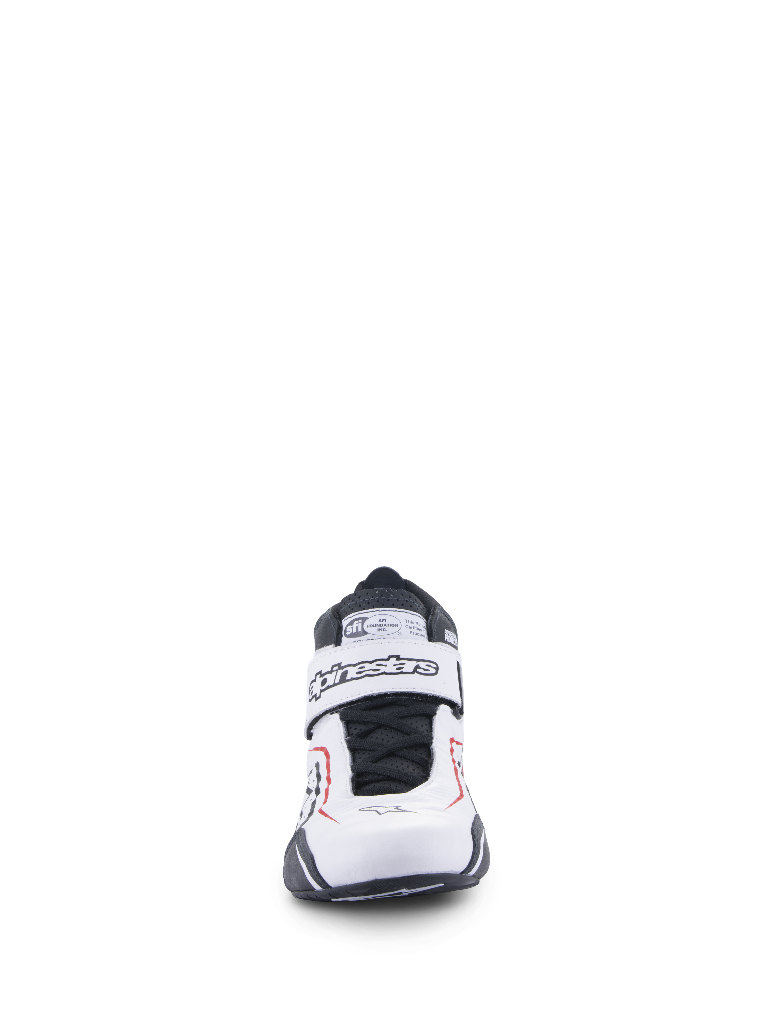 Zapatos Alpinestars Tech-1 T V3, zapatos de automovilismo, blanco, negro y rojo, vista frontal con correa de cierre de gancho y bucle con la marca Alpinestars, cordones negros y etiqueta de certificación SFI en la lengüeta
