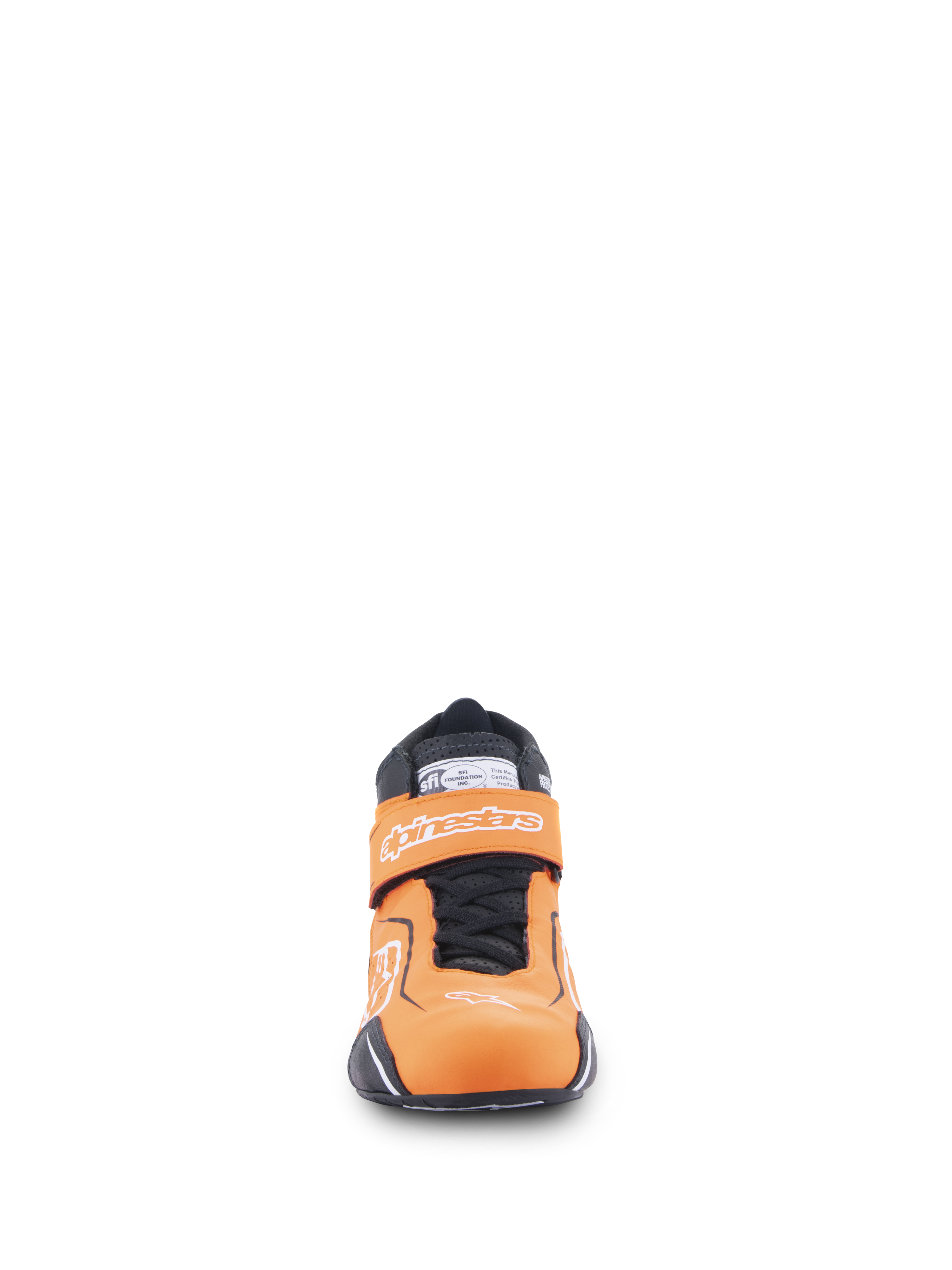 Zapatos Alpinestars Tech-1 T V3 FIA, zapatos de automovilismo, naranja flúor, negro y blanco, vista frontal que muestra la correa de gancho y bucle con la marca Alpinestars, cordones negros y etiqueta de certificación SFI en la lengüeta